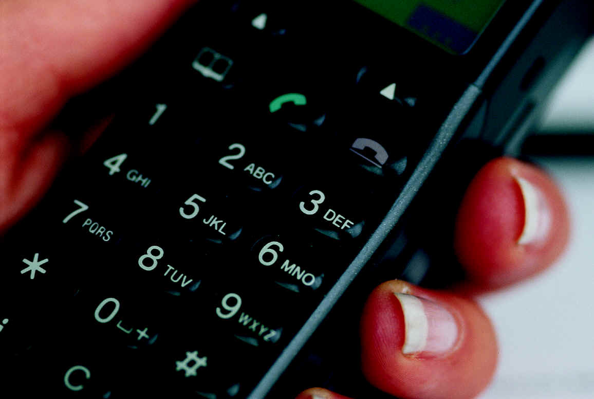 Открити са горещи денонощни телефони за български граждани при проблеми в Сърбия