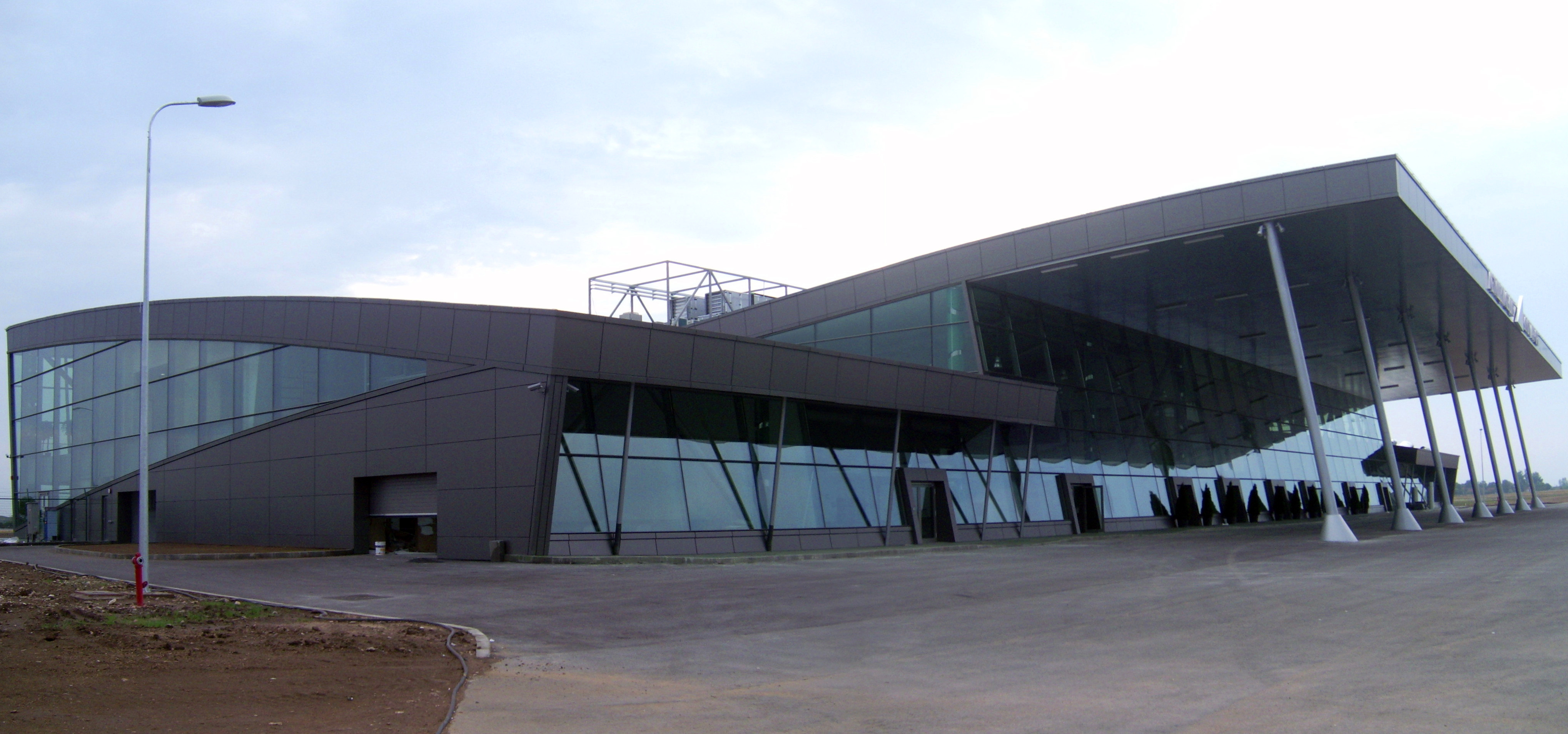 Летище Пловдив с 40% по-ниски летищни такси от 1 април 2010 г.