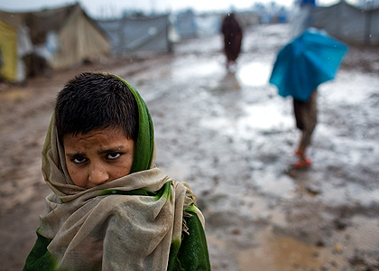 България помага на Пакистан