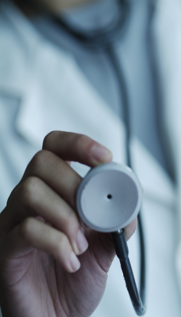 МЗ предлага по-висока реимбурсация на лекарствата за деца с увреждания