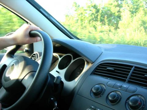 Одобрени са промени в таксите, които се събират от ИА „Автомобилна администрация”